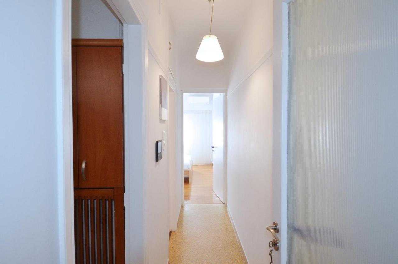 Apartment In The Heart Of Athens Next To Metro Exterior foto